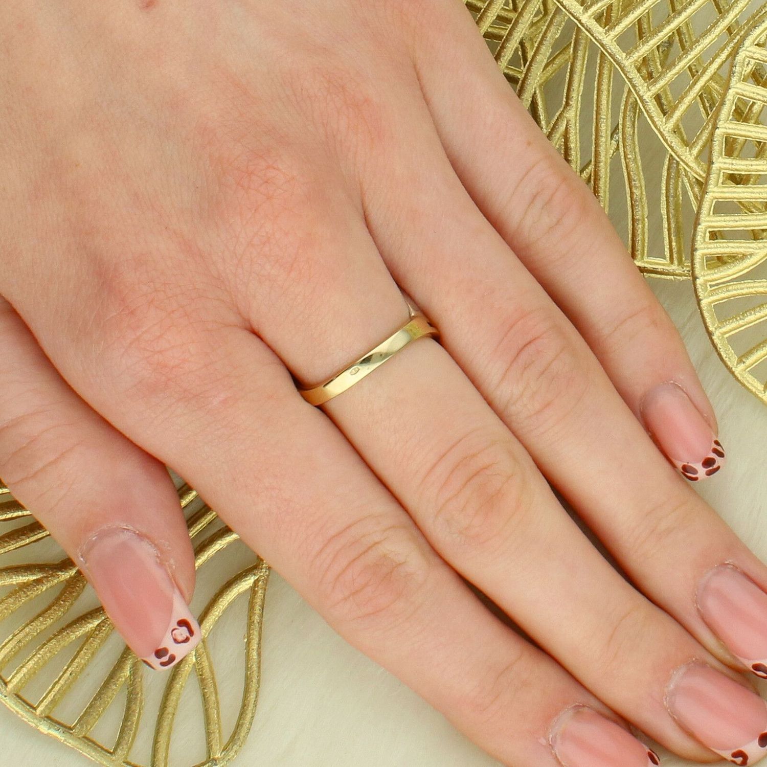 Złoty pierścionek damski 333 z falistymi obręczami białe i żółte złoto - rozmiar 17 fala.jpg